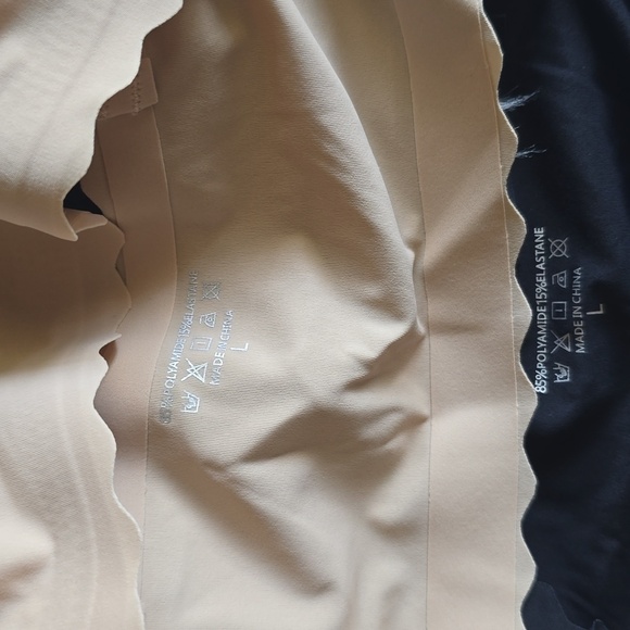 Set Of 3 New Scalloped Detailed  Smoothing Bra - Picture 7 of 8